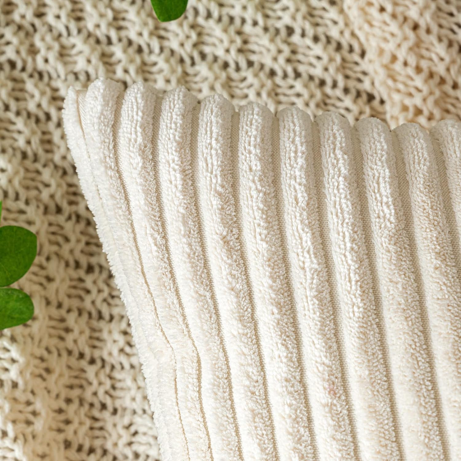 Throw Pillow Covers Corduroy D - огляд і ціна Pillow Insert 18X18